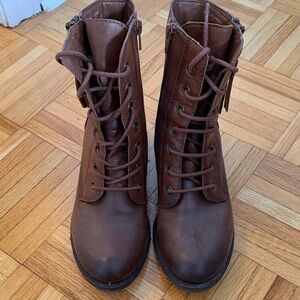 Luca Ferri Brown Lace-Up Ankle Boots